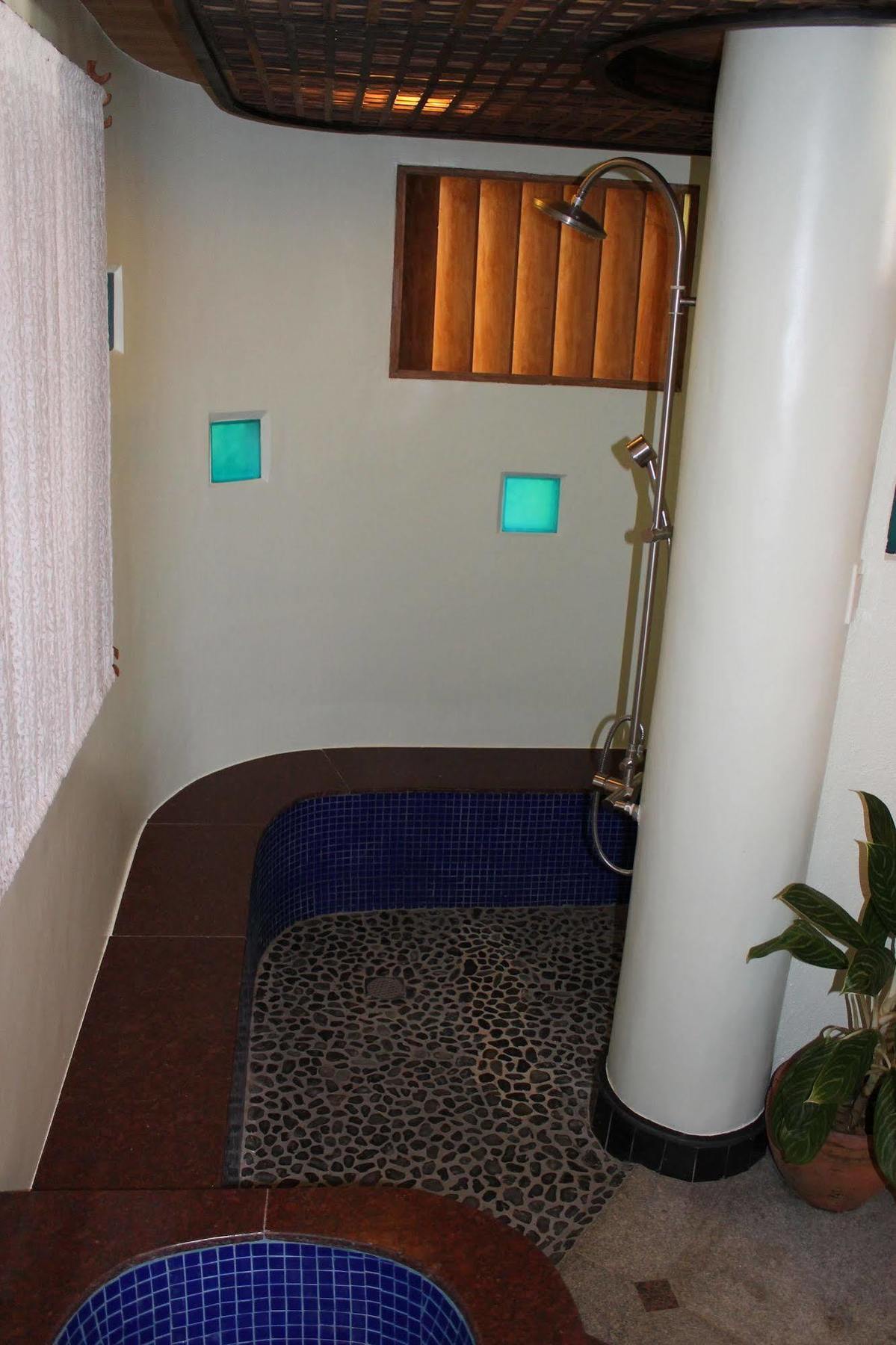 Noanoa Island (Adults Only) Hotel Тайтай Екстериор снимка