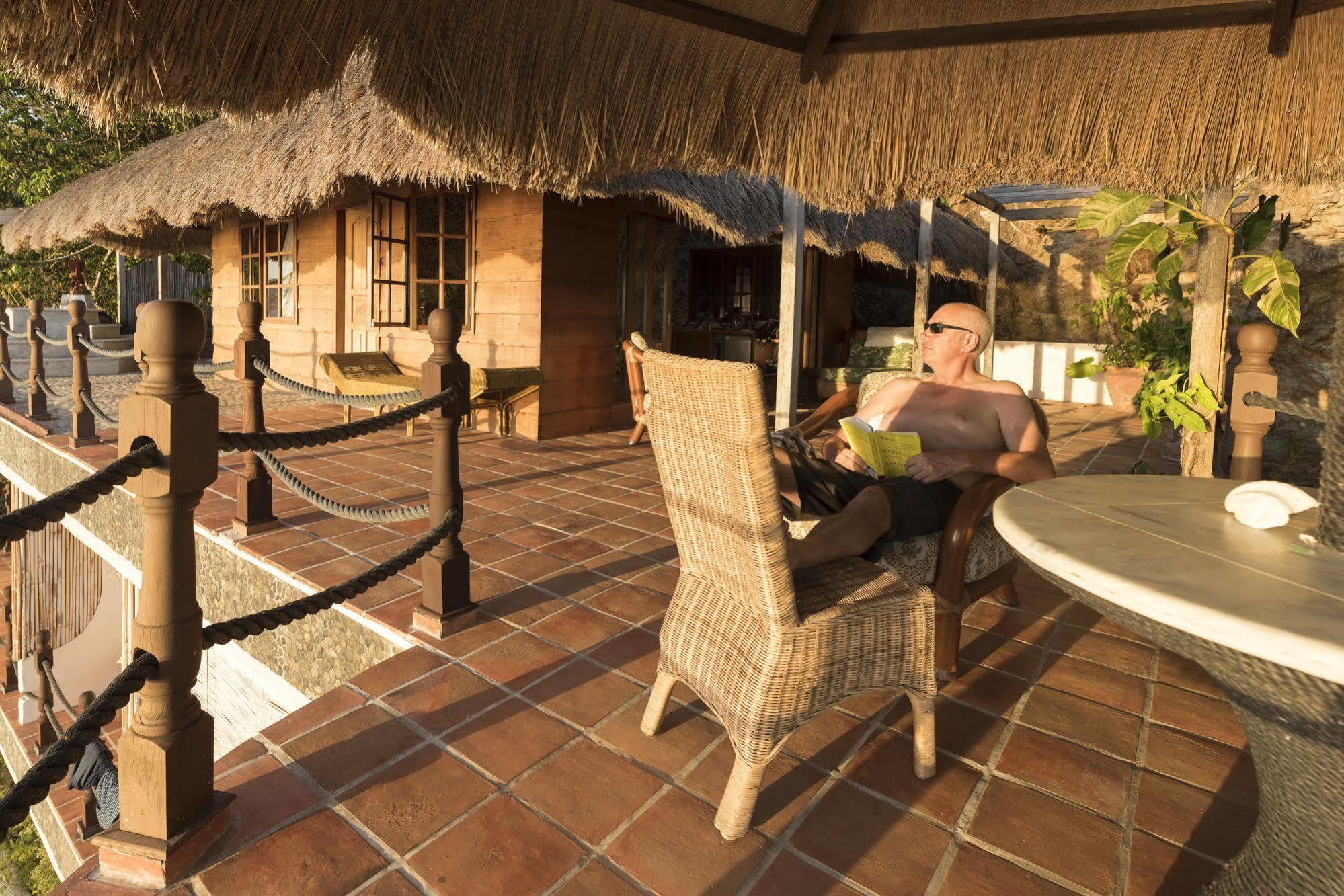 Noanoa Island (Adults Only) Hotel Тайтай Екстериор снимка