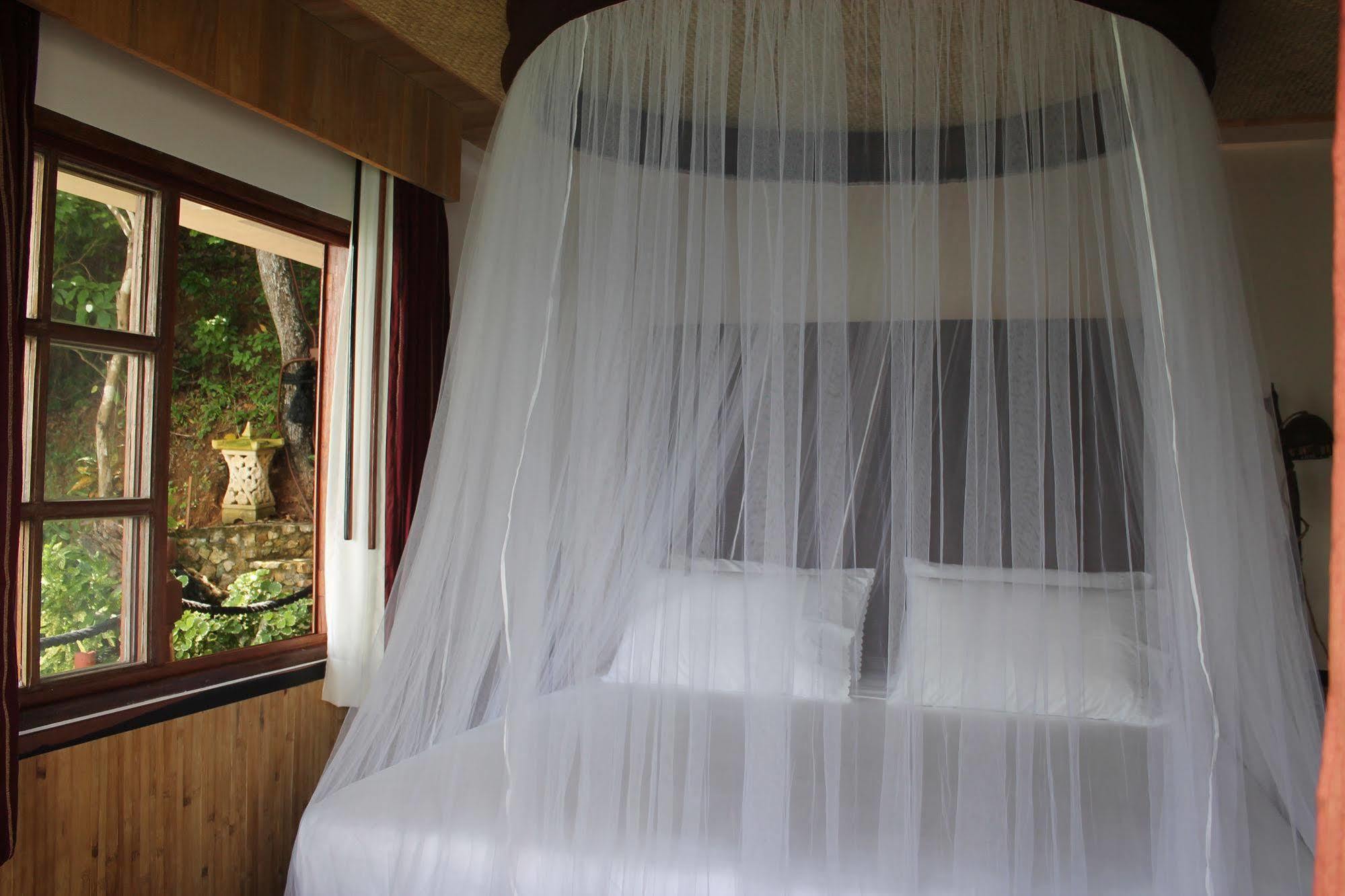 Noanoa Island (Adults Only) Hotel Тайтай Екстериор снимка